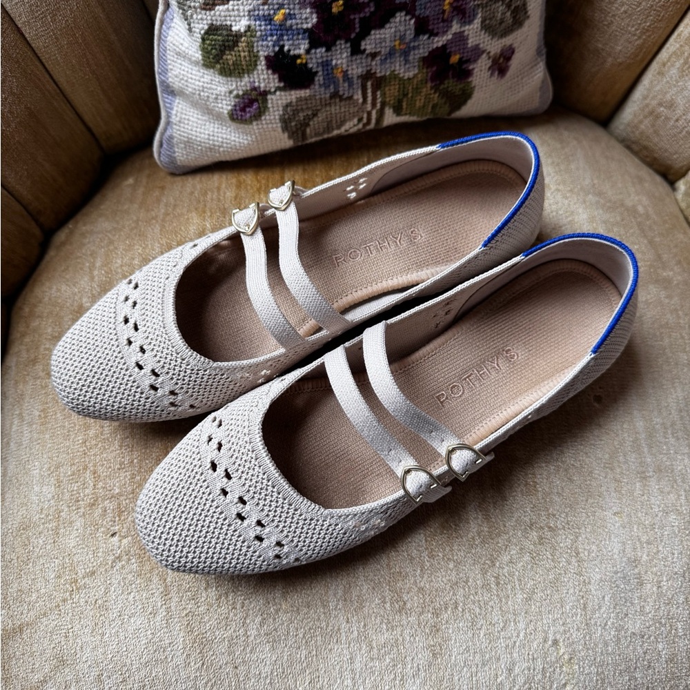 Rothy’s Cream Double Strap Mary Jane Shoes  Sz 8